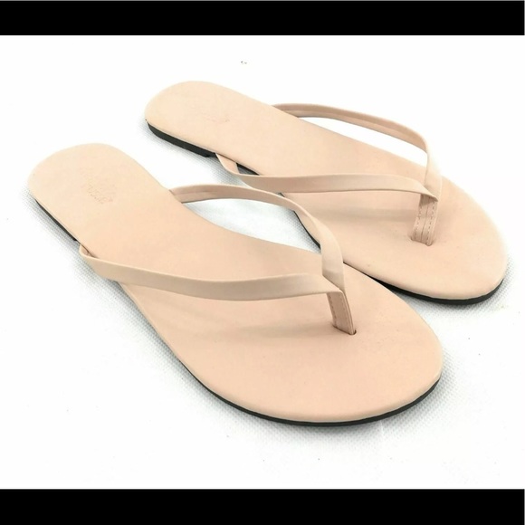 Cynthia Rowley Shoes - Cynthia Rowley Cora Flip Flops in pink/taupe